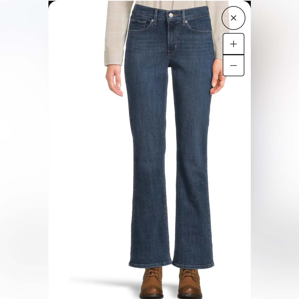 Levi's Women’s Classic Boot Cut Jeans